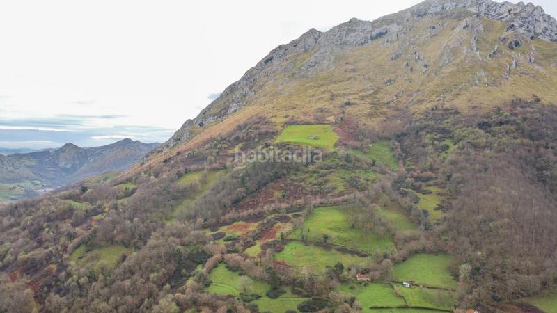 Foto a167ea63-caee-4f12-8de6-f5c520b5495a. Casa a enseca de abajo 10 a Morcín