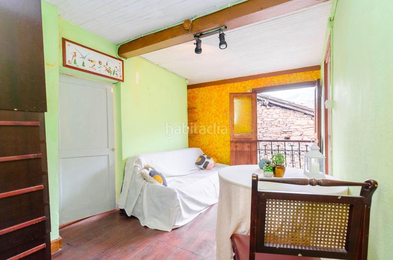 Foto d782a57b-b67e-4ff5-8ea9-5fe19e0b8541. Casa a enseca de abajo 10 a Morcín