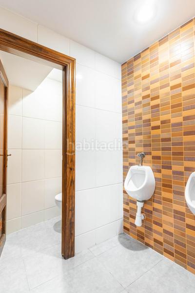 Foto 52e8eecc-dd26-49f7-abff-84f9eea0f04d. Local comercial en calle doctor casal 11 en Salesas - Foncalada - Campoamor Oviedo