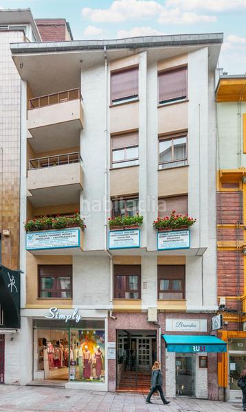 Foto be8eb5f3-2e7e-49a1-aa37-f8a02a909a76. Local commercial dans calle doctor casal 11 dans Salesas - Foncalada - Campoamor Oviedo