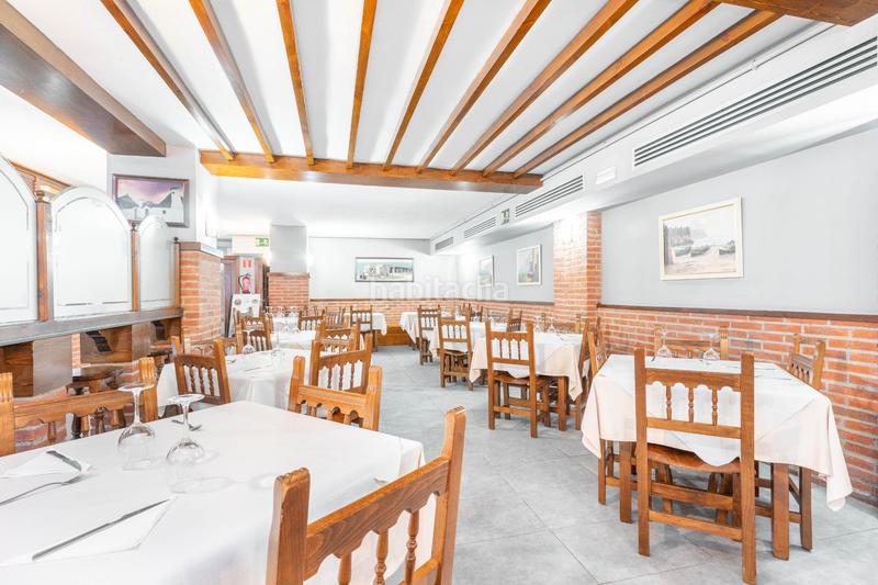 Foto 277e3455-5280-4d66-b778-e08f07db61c7. Locale commerciale in calle doctor casal 11 in Salesas - Foncalada - Campoamor Oviedo