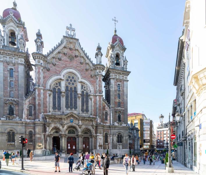 Foto 45b79587-2677-41d6-ba5c-6c2e378fd4f6. Locale commerciale in calle doctor casal 11 in Salesas - Foncalada - Campoamor Oviedo