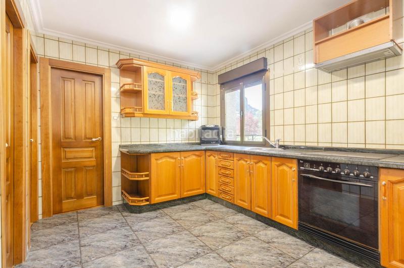 Foto a8eeb982-ba60-4f3f-b26f-1a0d35a366f5. Mas dans parteayer 4 dans Morcín