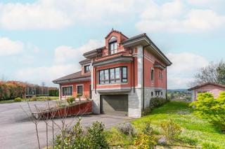Casa a San Claudio - Trubia - Las Caldas. Exclusiva propiedad en prados de santa marina, oviedo