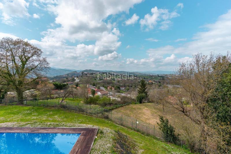 Foto a8b26a19-944b-46fe-b5f3-28b039856477. Casa exclusiva propiedad en prados de santa marina, en Oviedo