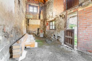 Casa en Romia riba,la 7. No dejes de ver  el video para ver como quedaría de espectacular