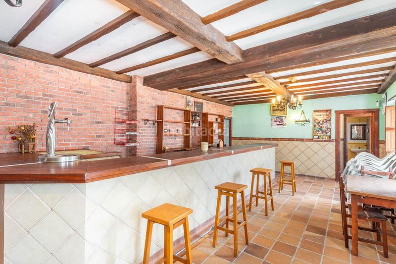 Foto 0efad99a-2dfa-4b58-8f95-3e42b169ff79. Casa en fueyo 11 vive, emprende o invierte en tiñana! en Siero