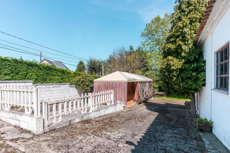Foto b8640ca0-6188-47b5-bdec-f8de38f75ebf. Casa en fueyo 11 vive, emprende o invierte en tiñana! en Siero