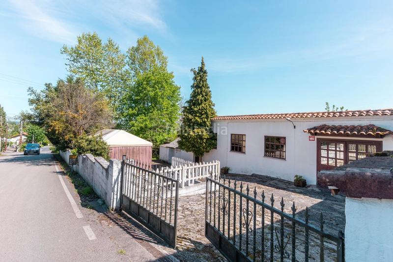 Foto cacb3829-a95a-4a0a-8b36-117e7709b596. Casa en fueyo 11 vive, emprende o invierte en tiñana! en Siero
