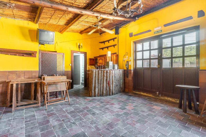 Foto f25d6a78-7a90-4d93-b9cd-3776fbed6d60. Casa en fueyo 11 vive, emprende o invierte en tiñana! en Siero