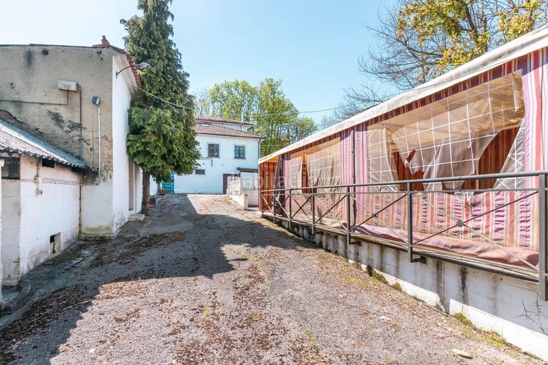 Foto f91cad92-33de-4664-89e0-bfdc2c43c4c7. Casa en fueyo 11 vive, emprende o invierte en tiñana! en Siero
