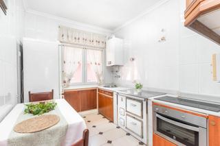 Pis a Plaza santa ines 3. Acogedor piso en el corazón de sotrondio  ideal para entrar a vi