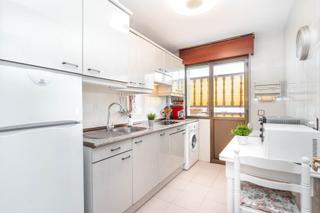 Appartement à Plaza castellana 6. Piso en venta en la urbanización mansilla del esla león