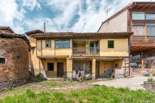Casa adossada a Peruyeru, el 8. Casa con terreno en viña, vistas abiertas y entorno único