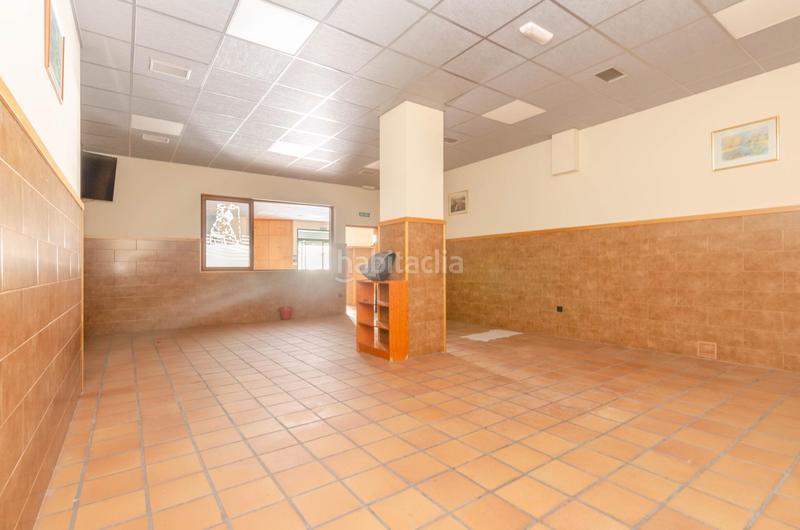Foto 17a53d6f-6f4d-4f18-93af-b732f26d4317. Local comercial a La Felguera Langreo
