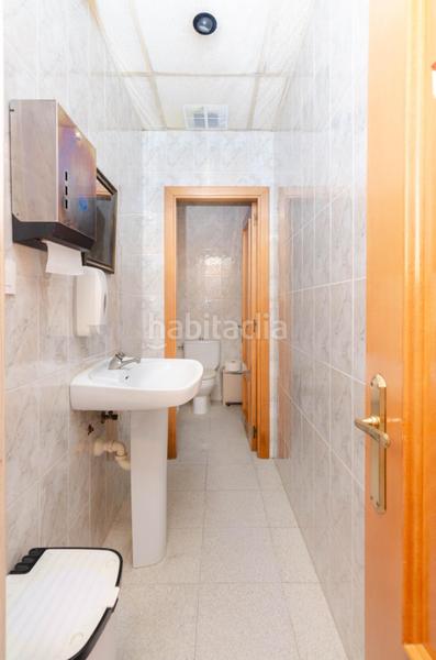 Foto 84764dff-3e4f-4cd9-837f-6093844bc19e. Local comercial a La Felguera Langreo
