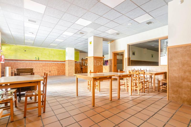 Foto eb4cee60-6096-4237-bb21-7b9c58c8de37. Local comercial a La Felguera Langreo