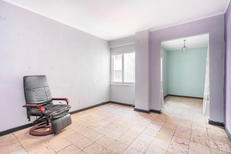 Foto 1af589e3-39d8-4f84-8491-6cd230075bef. Piso en avenida torrelavega 24 tu nuevo hogar en el centro te espera! piso con terraza y potencial para reformar en Oviedo