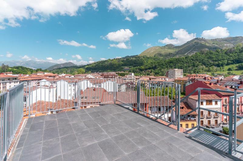 Foto 0cac4a90-262b-4a94-b905-a83ec50fef13. Edificio en calle san pelayo 19 hotel apartamentos el beyu cangas de onis en Cangas de Onís