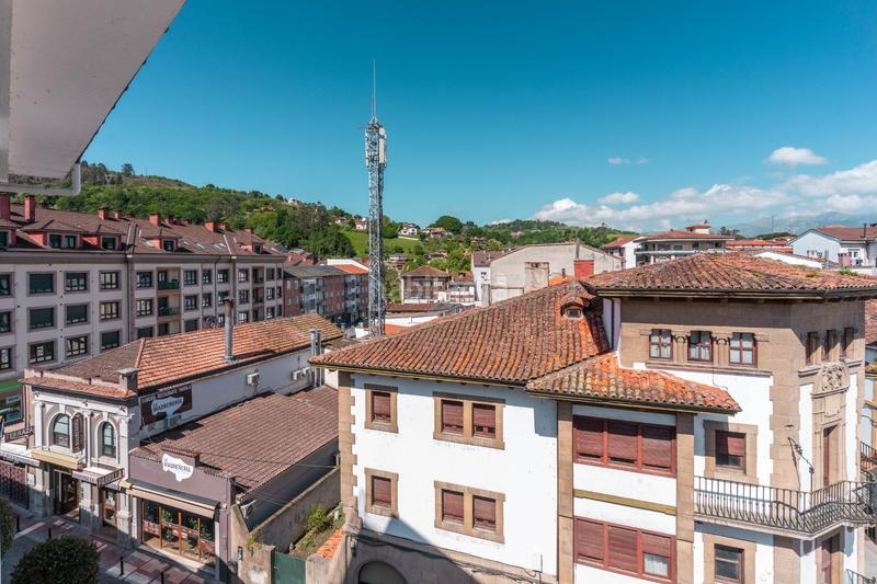 Foto 469992a0-4da2-40f5-8462-d91e4f6862be. Edificio en calle san pelayo 19 hotel apartamentos el beyu cangas de onis en Cangas de Onís