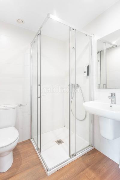 Foto 80f82e84-15a8-4850-84bd-da59422f704e. Edificio en calle san pelayo 19 hotel apartamentos el beyu cangas de onis en Cangas de Onís