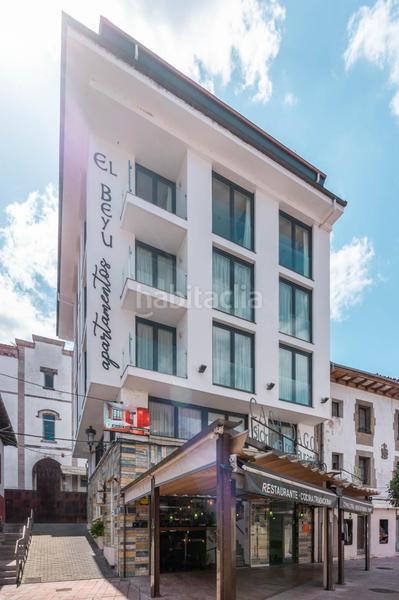 Foto a0f39929-3ba6-4fd0-bafa-3ba83861d5ab. Edificio en calle san pelayo 19 hotel apartamentos el beyu cangas de onis en Cangas de Onís