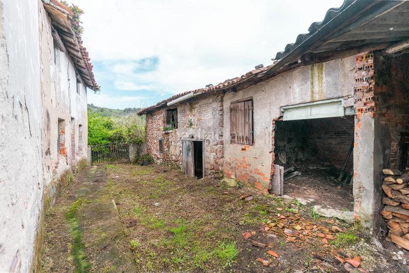 Foto f3c98da6-86cd-489b-b20c-30257bbe59fc. Casa in moñeca 6 in Carbayin-Lieres-Valdesoto Siero