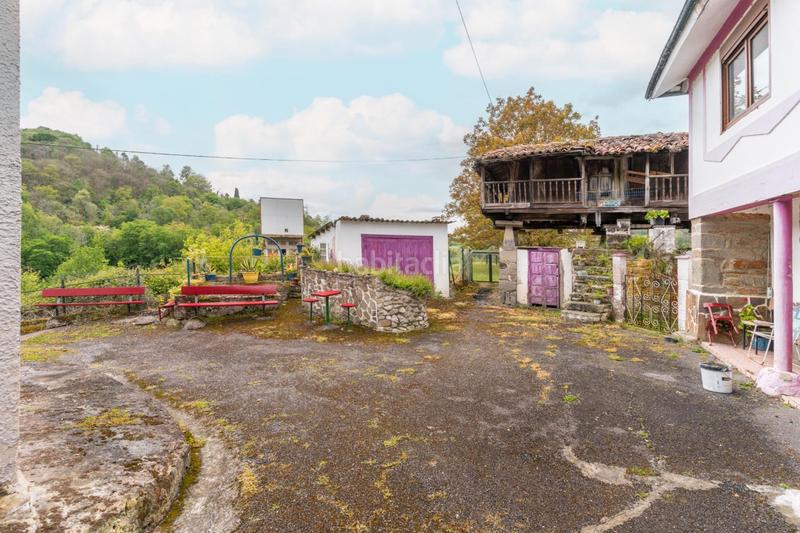 Foto 4cbcc9e2-01a5-420b-af06-a4de89e5683e. Casa adossada a lugar carbayin alto a Carbayin-Lieres-Valdesoto Siero