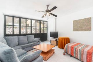 Appartement à General 7. Apartamento con encanto en el corazón de pola de somiedo