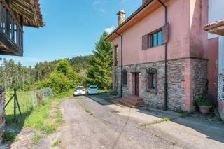 Maison à Veiga 7. Casa con esencia asturiana, detalles únicos y total independenci