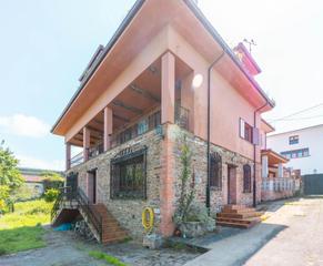 Casa a Veiga 7. Casa con esencia asturiana, detalles únicos y total independenci