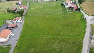 Terrain résidentiel à Barrio montico-ambas 16. Finca edificable en carreño  ubicación estratégica, entorno natu