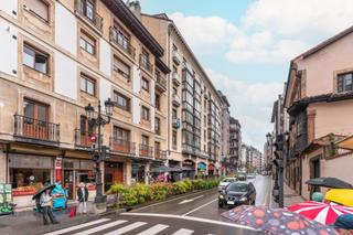 Pis a Calle jovellanos 8. Piso en el centro de oviedo