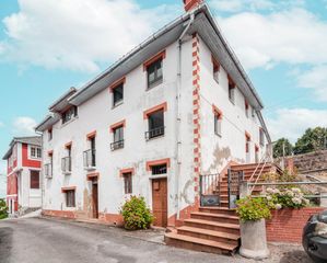 Maison à Lugar biescas 2. Casa histórica en biescas con infinitas posibilidades, y en el c