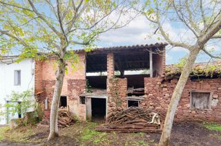 Casa a Carretera villar 8. Cuadra de piedra en venta en villaviciosa