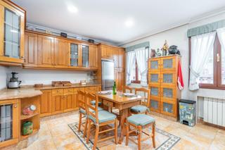 Appartement à San Pedro - Siana. Piso centrico en mieres