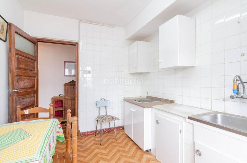 Foto 53ba6693-4d50-4640-8074-f4ad7935e634. Edificio en avenida pontón 9 edificio en salas, inversion rentable en Oria
