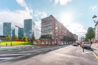 Local Comercial en Avenida MAR,DEL 64