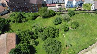Wohngrundstück in Huertas tercias 10. Finca edificable en infiesto