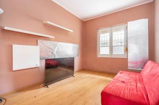 Planta baixa a Calle de severo ochoa 22. Gran oportunidad de inversión en el centro de pola de lena  piso