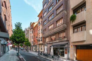 Appartement à Calle perez de ayala 10. Atención inversores  y para tí que buscas apartamento en el puro