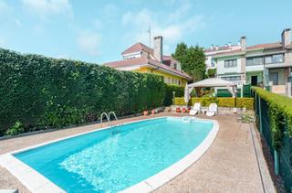 Casa adossada a Calle la mofosa 21. Si buscas una casa especial en luanco, esta vivienda lo tiene to