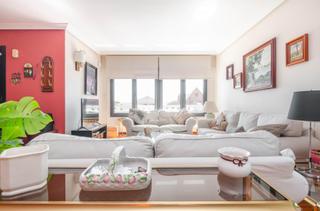 Casa adossada a Calle la mofosa 21. Si buscas una casa especial en luanco, esta vivienda lo tiene to