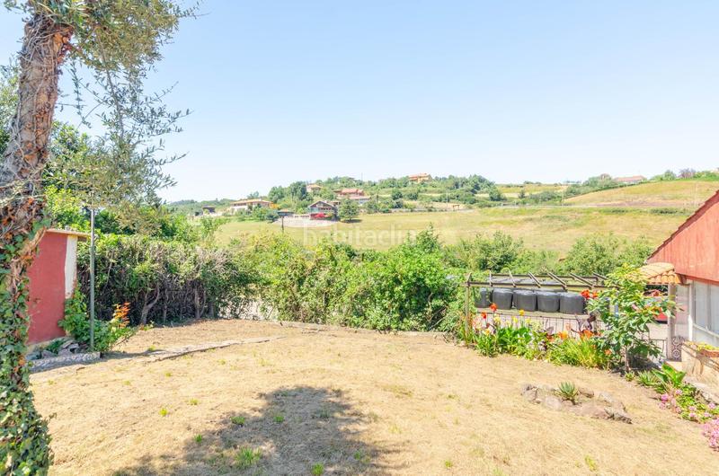 Foto 49a5a6ba-9e69-4e4f-a6ff-2d3189dea214. Casa pareada en reconco-pervera 4 casa pareada con patio y finca , asturias en Carreño