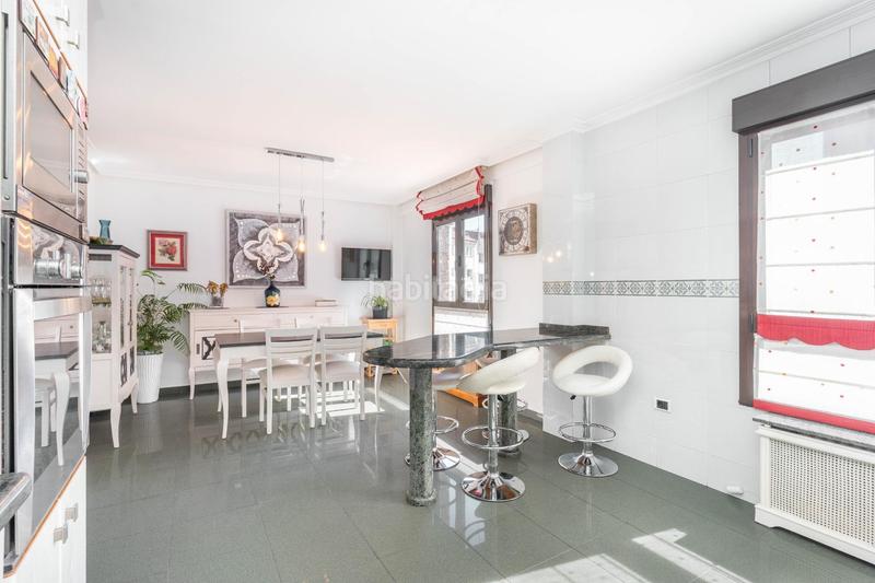 Foto 059eb195-c0fb-4e5f-a0a3-ce0140214c59. Appartement dans aureliano s. roman 12 dans Milán - Pumarín Oviedo
