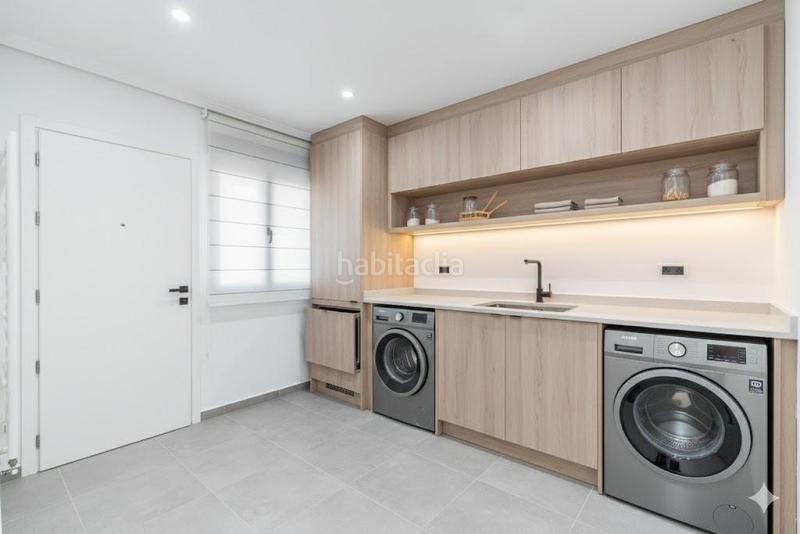 Foto 52a8586f-5b47-48e1-8f65-21885b4cdea3. Appartement dans aureliano s. roman 12 dans Milán - Pumarín Oviedo
