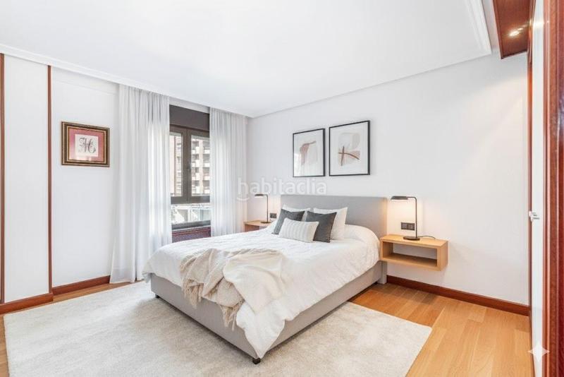 Foto 6840f4c0-a4df-4001-8e4d-a33db54f8200. Appartement dans aureliano s. roman 12 dans Milán - Pumarín Oviedo