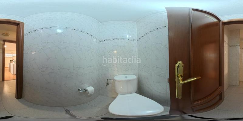 Foto 65b1664e-94b5-4376-9e60-0342b9d8cd76. Local comercial a calle calle de gonzález besada a Oviedo