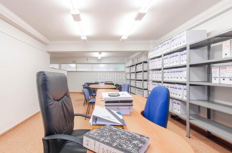 Foto 9c8d4dd1-8188-40bf-945e-62803fa01bb7. Local comercial a calle calle de gonzález besada a Oviedo