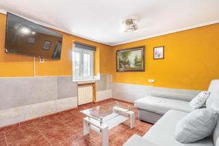 Casa a Lugar la horrea 1. La casa perfecta para tu familia espaciosa, luminosa y con terre